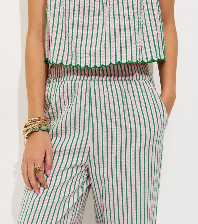 New Look Women's Green Cotton Seersucker Scalloped Edge Trousers New Look - 2