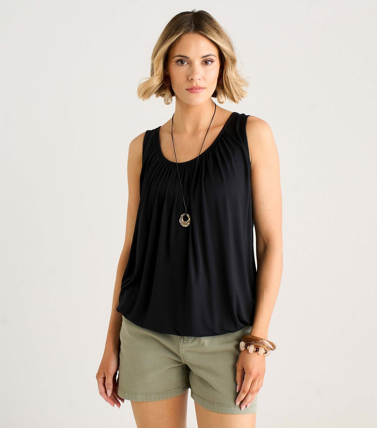 Gini London Women's Black Scoop Neck Ruched Oversized Vest Gini London New Look - 2