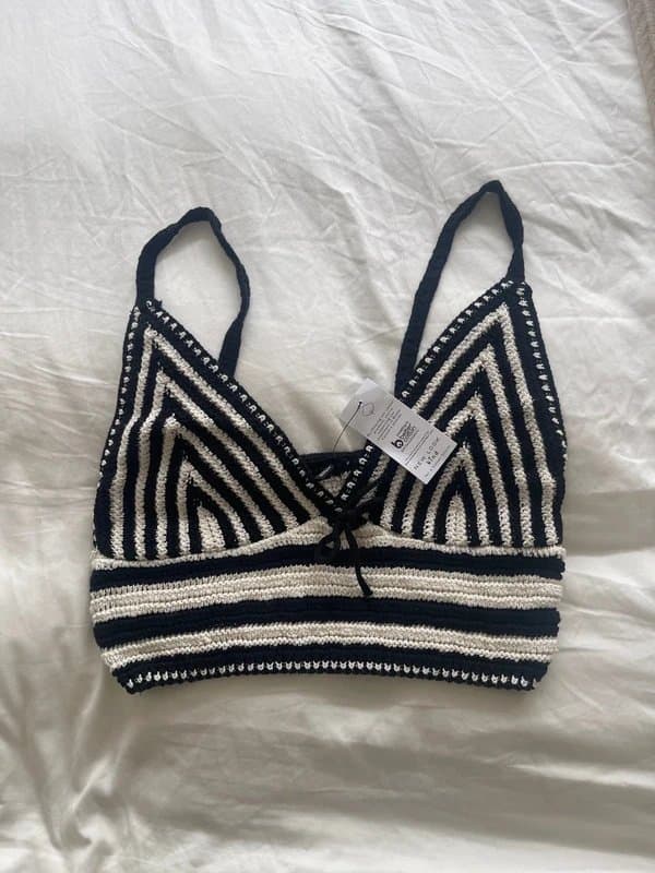 New Look New Look, knitted crop top/ bra top