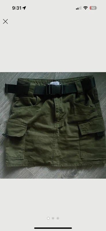 Topshop Topshop Khaki green cargo skirt with belt