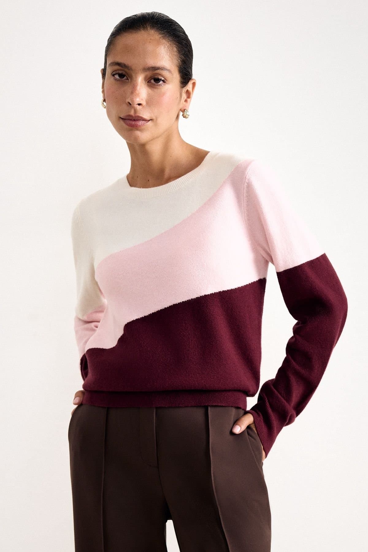 Phase Eight Phase Eight Women's Ebonie Asymmetric Colour Block Jumper in Wine