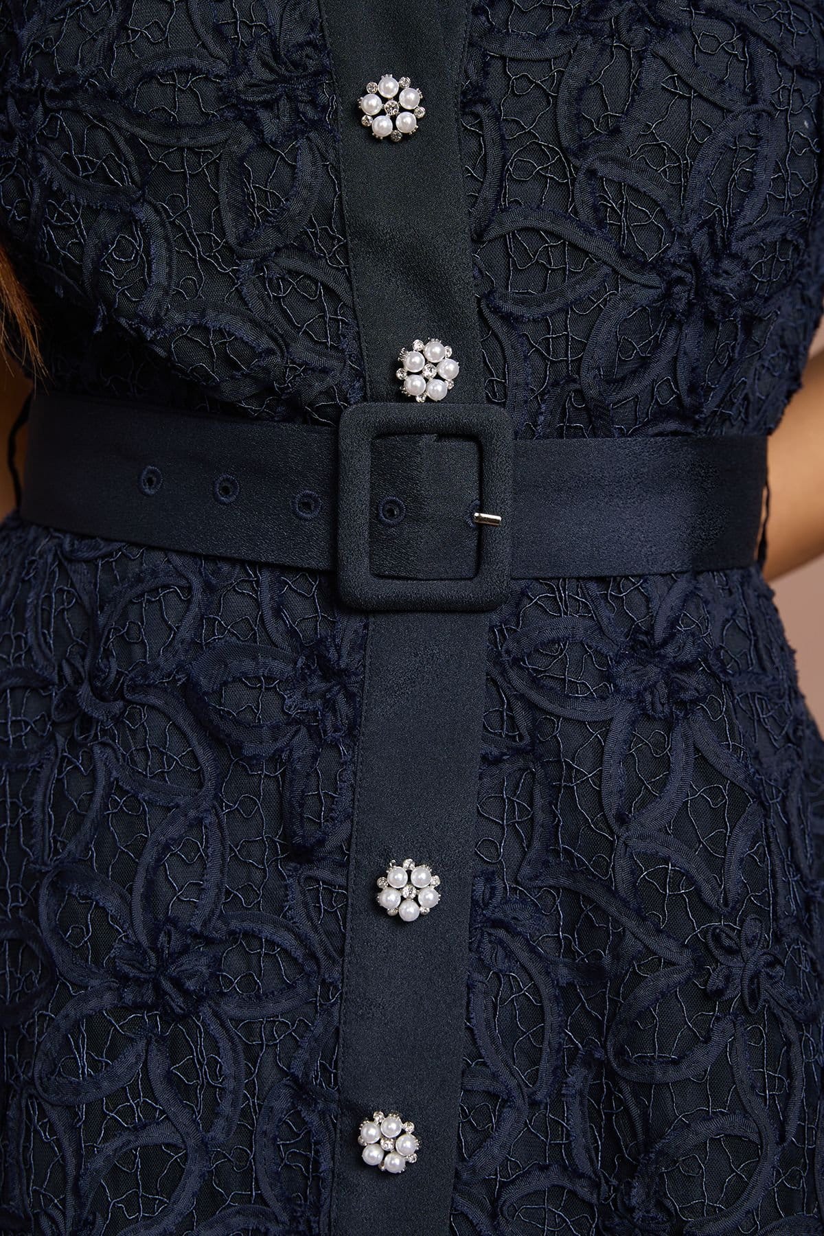 Coast Coast Women's Petite Floral Lace Collared Midi Dress in Navy - 4