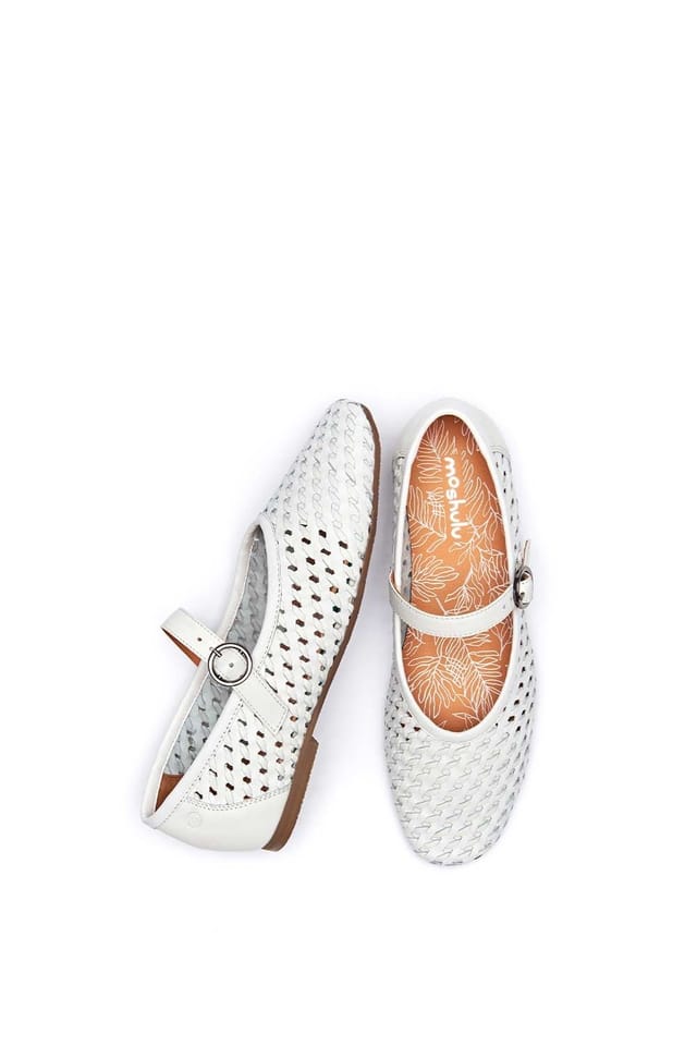 Moshulu Moshulu Women's 'Wenna' Mary Jane Woven Ballet Pump in White - 2