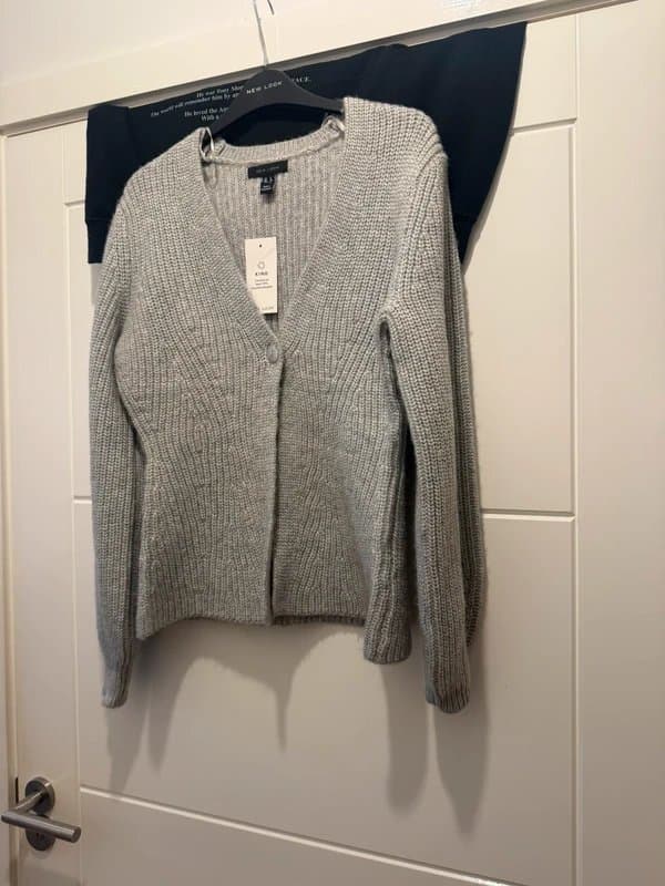 New Look Grey knit split front cardi
