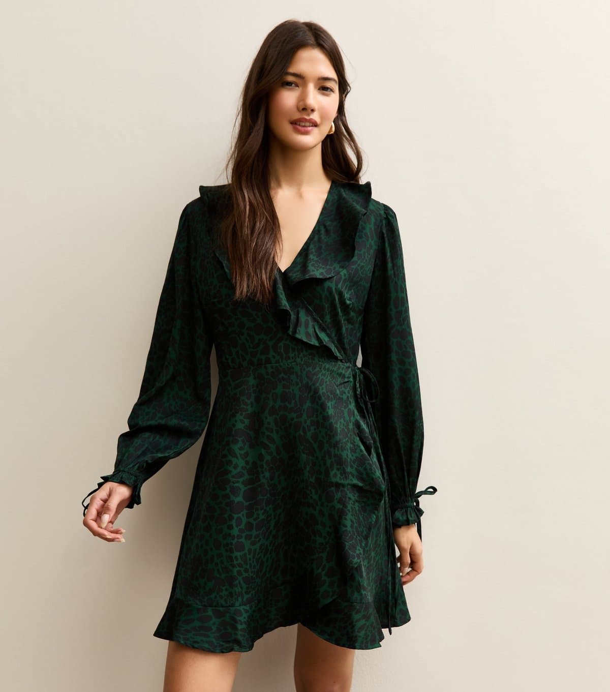 New Look Women's Dark Green Animal Print Ruffled Crepe Mini Wrap Dress New Look