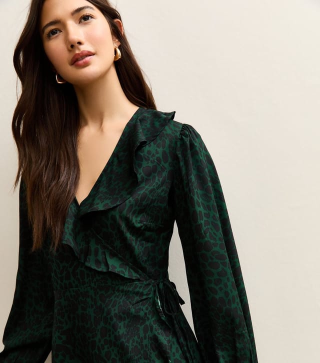 New Look Women's Dark Green Animal Print Ruffled Crepe Mini Wrap Dress New Look - 2
