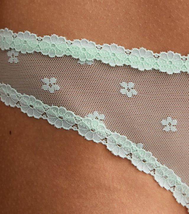 New Look Women's Mint Green Daisy Mesh Thong New Look - 3