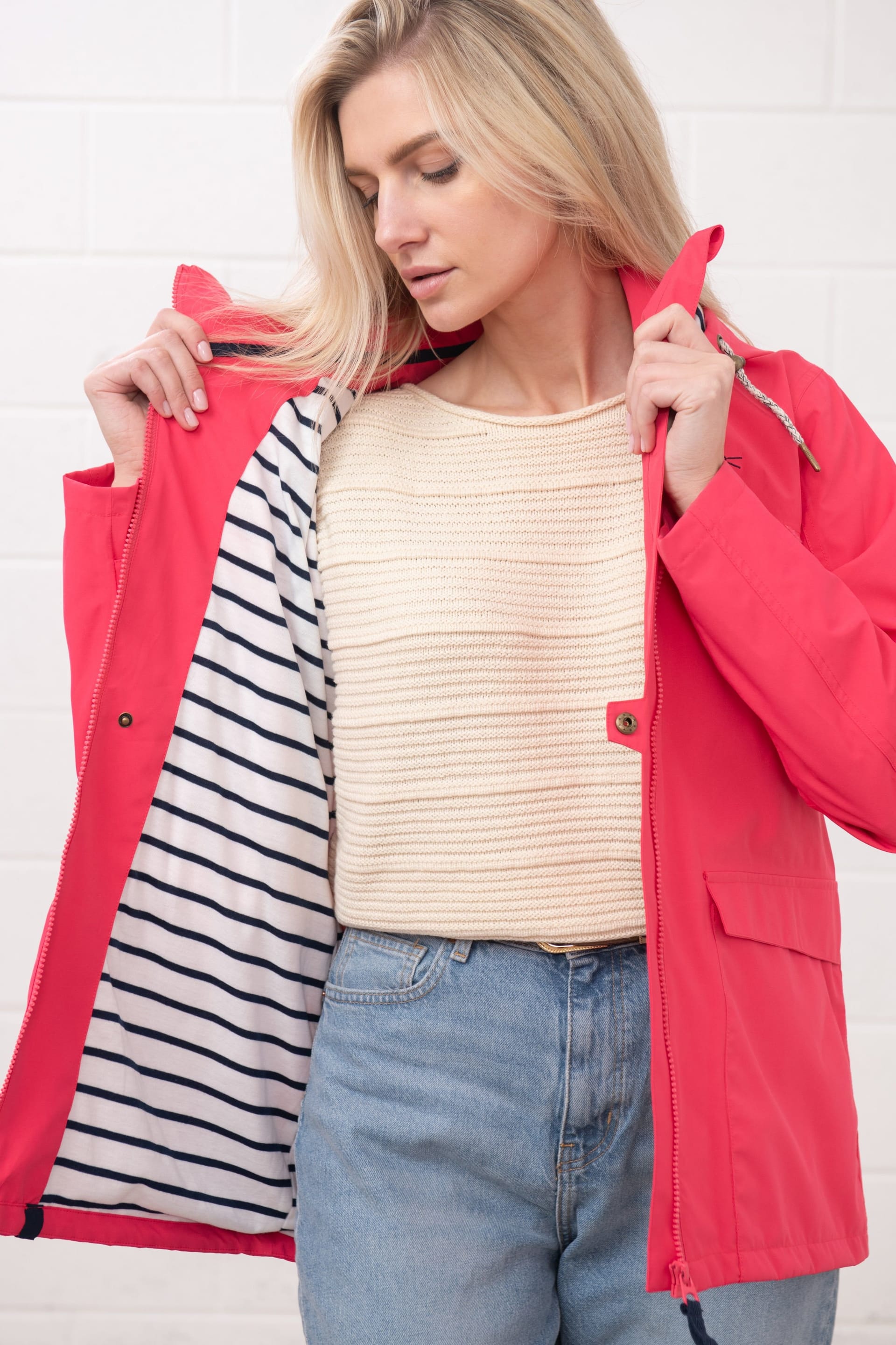 Lighthouse Clothing Lighthouse Clothing Women's Beachcomber Waterproof Jacket Spring Sumer Outdoor Coat in Raspberry - 4