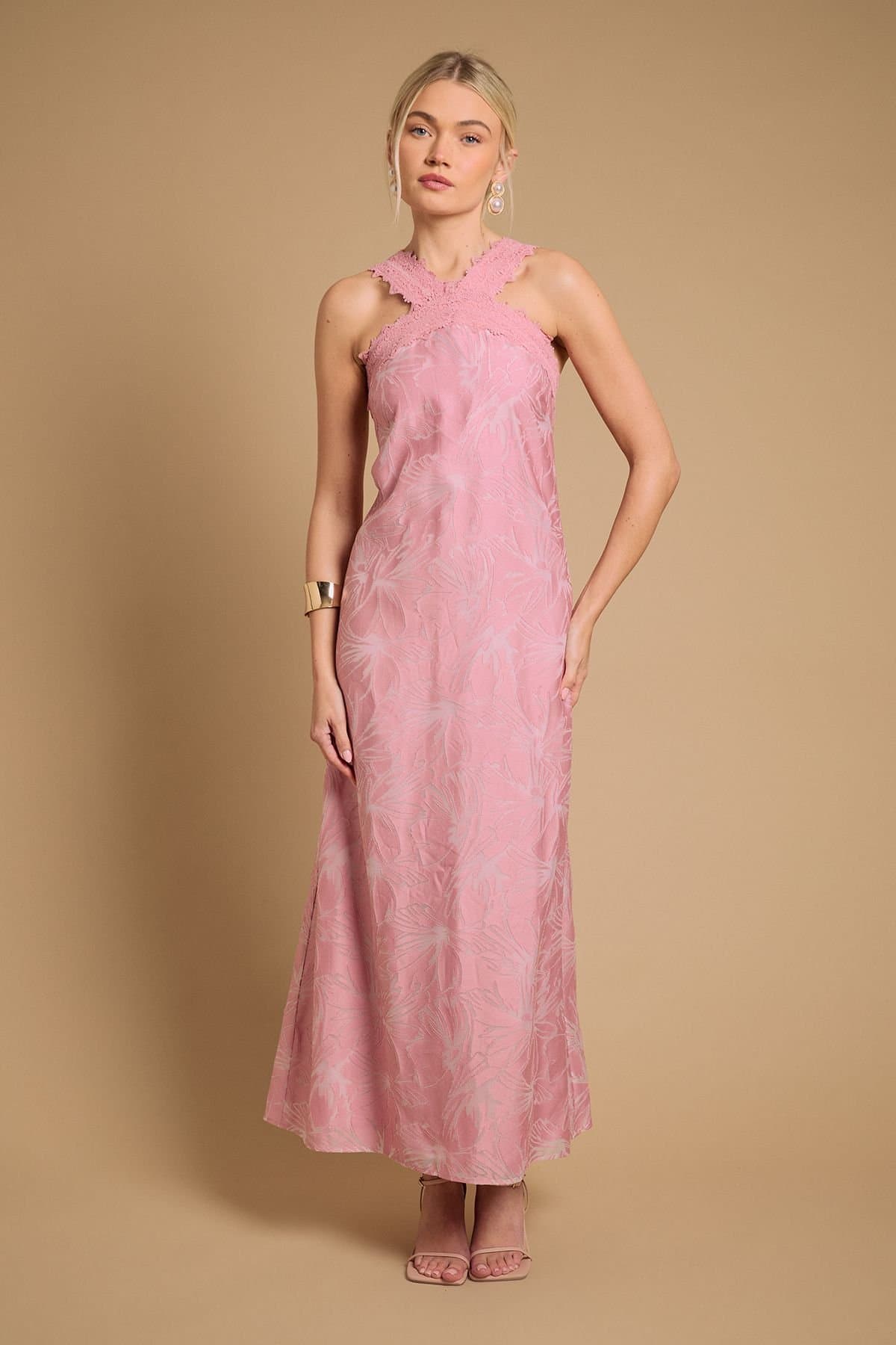 Oasis Oasis Women's Halterneck Maxi Dress in Rose Pink