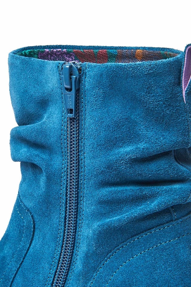 Moshulu Moshulu Women's 'Opie' Ruched Suede Heeled Ankle Boots in Teal - 3