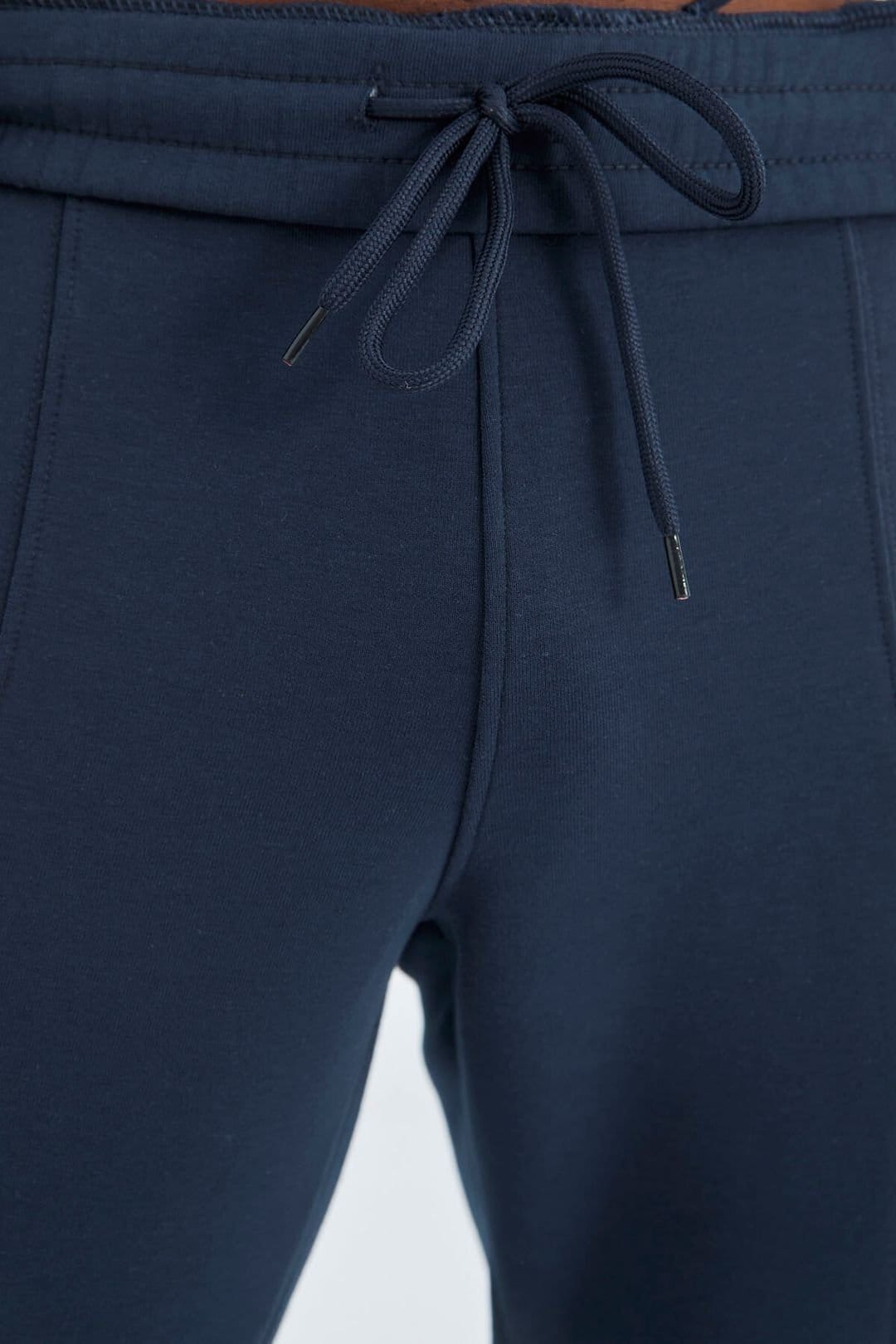 Tommy Life Tommy Life Men's Regular-Fit 3-Thread Fleece Sweatpants in Navy - 4