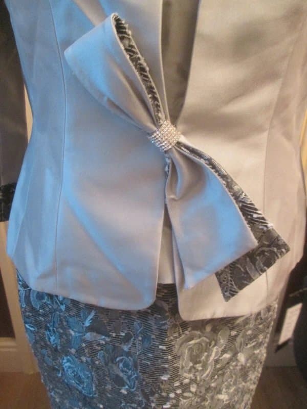 Veni Infantino Veni Infantino Ronald Joyce size 10 3pc Silk Suit silver Grey Brand new with tags