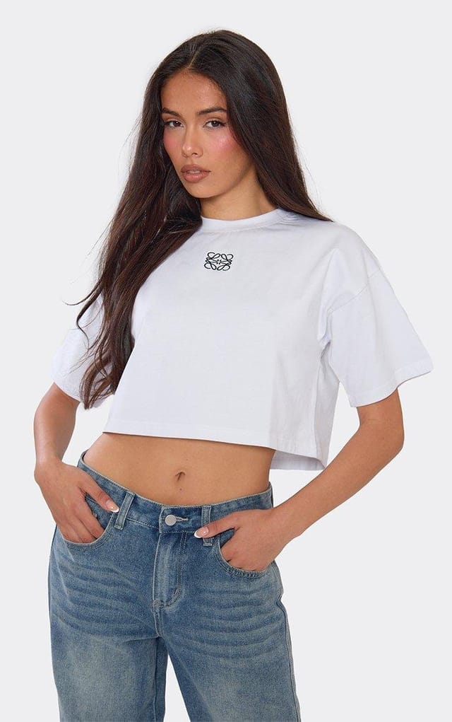 EGO Boxy Graphic Swirl Logo In White, Women's Size UK 6 - 2
