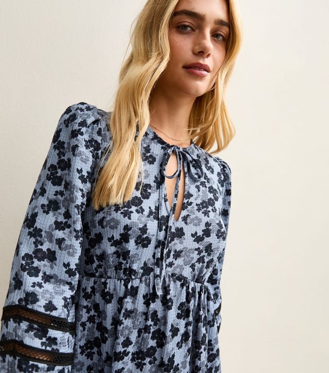 New Look Women's Blue Floral Crinkled Mini Dress New Look - 3