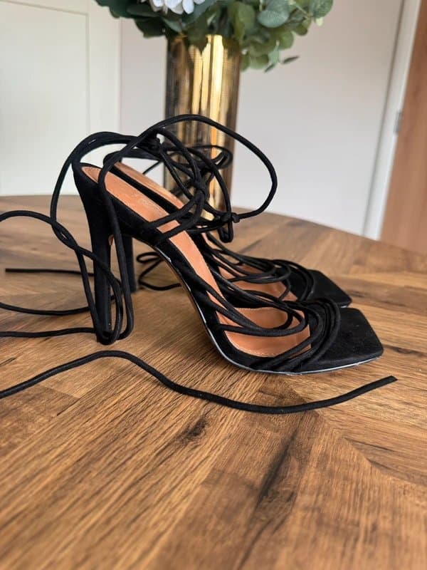 ASOS Design ASOS Design wide fit ‘Nina’ Black Strappy Lace-Up Square Toe Heels size 4 wide