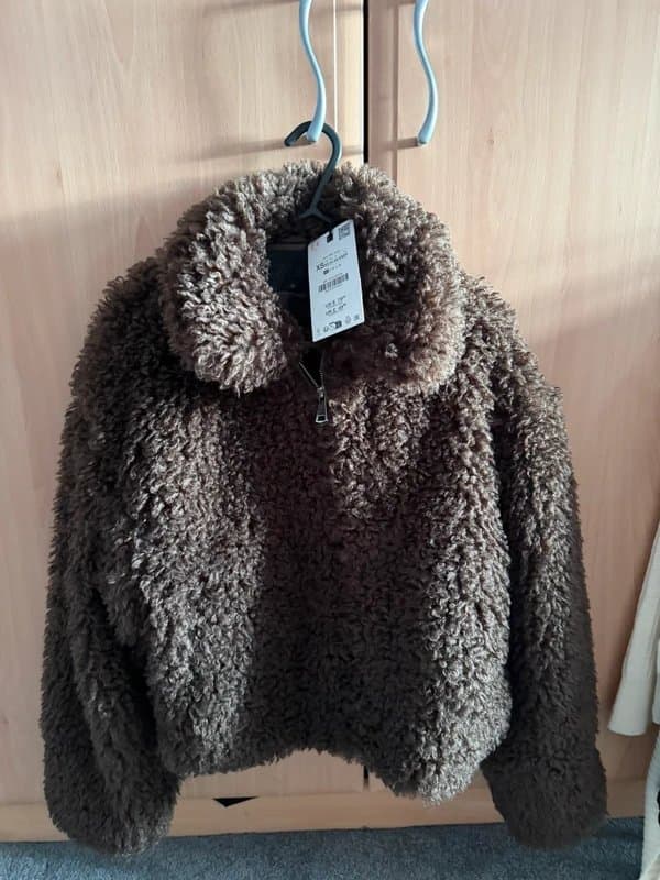 Zara Zara cropped faux sherling coat