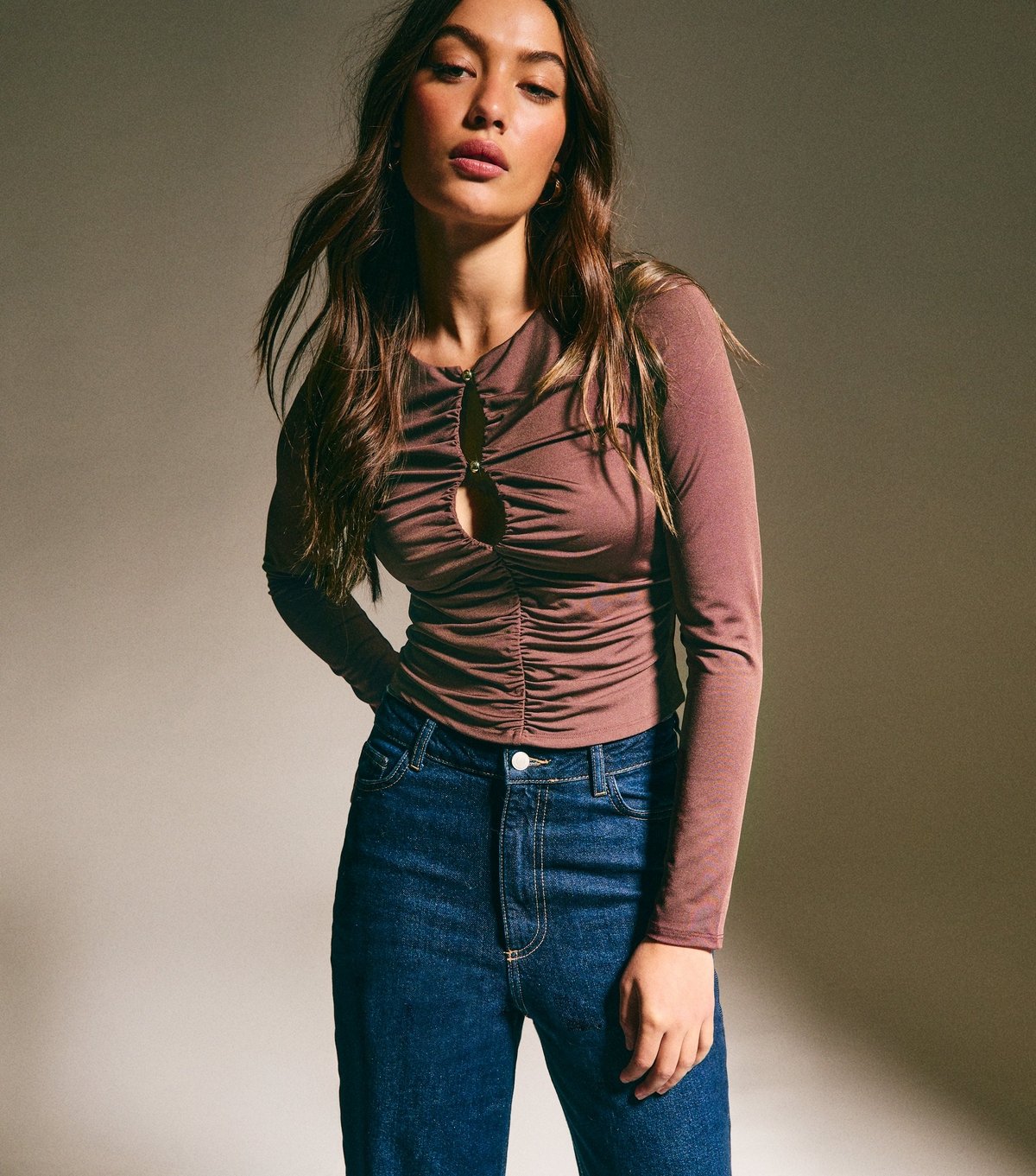 New Look Women's Dark Brown Ruched Cutout Long Sleeve Top New Look - 1