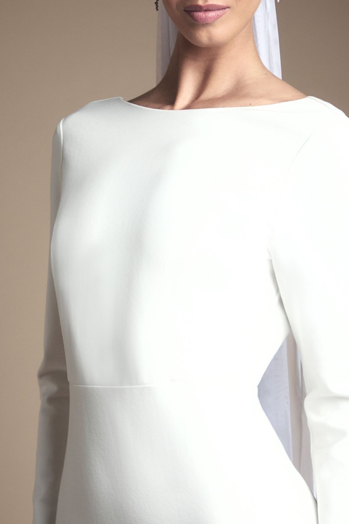 Coast Coast Women's Honoured Slash Neck Puddle Wedding Dress in Ivory - 4