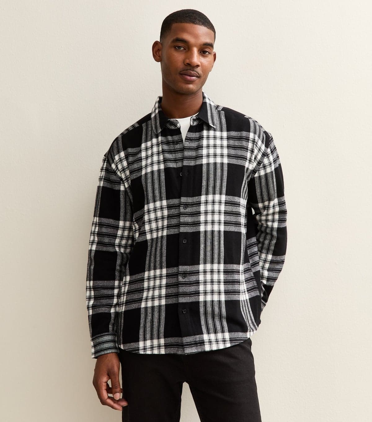 New Look Men's Black and White Relaxed Checked Long Sleeve Shirt New Look