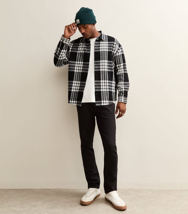 New Look Men's Black and White Relaxed Checked Long Sleeve Shirt New Look - 3