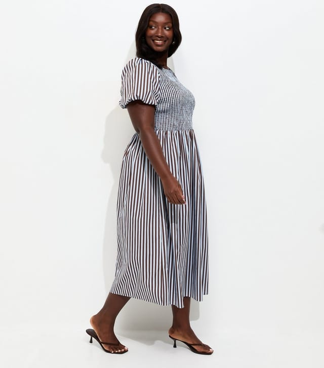New Look Women's Plus Size Brown and Blue Stripe Shirred Midi Dress Curves New Look - 3