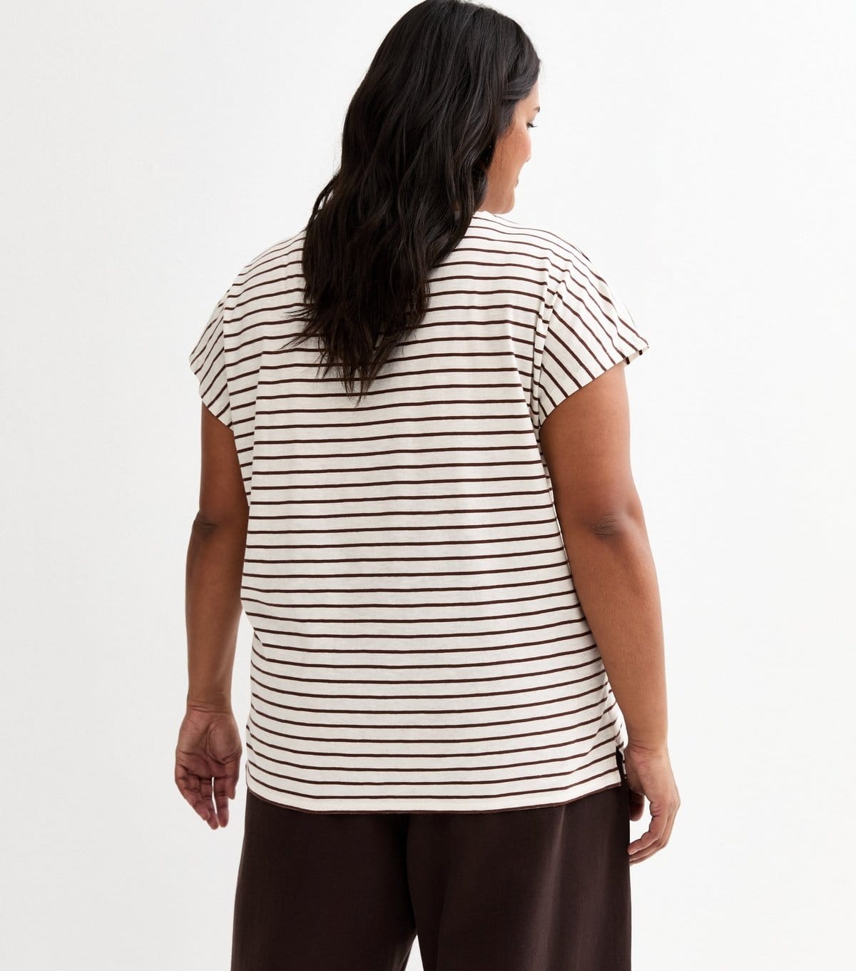New Look Women's Plus Size Cream and Brown Stripe Grown On Sleeves  T-Shirt Curves New Look - 4