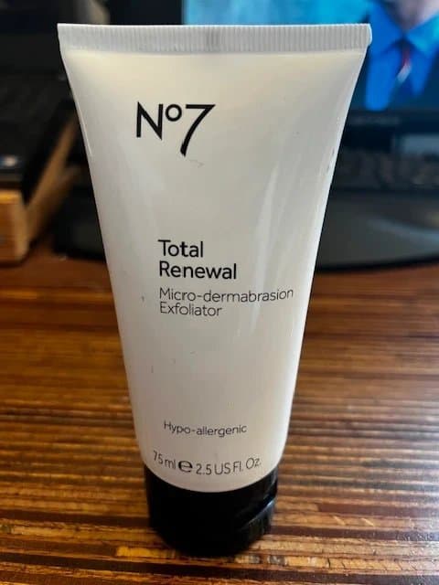 No7 No7 Total Renewal Micro-Dermabrasion Exfoliator