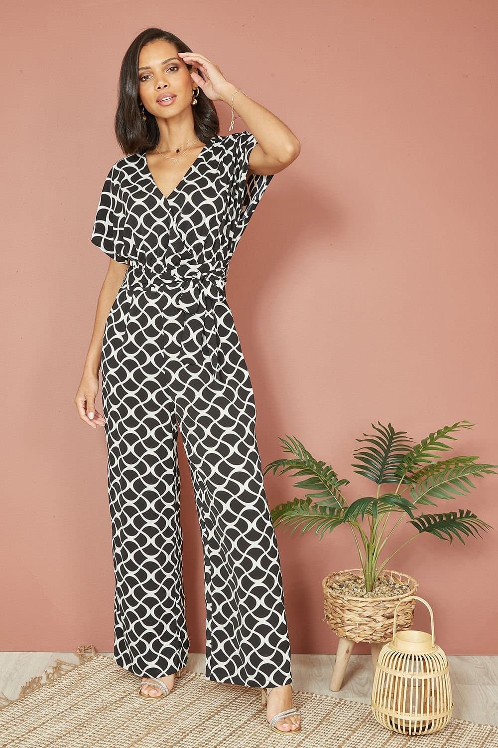 Yumi Yumi Women's Black Geometric Print Wrap Jumpsuit