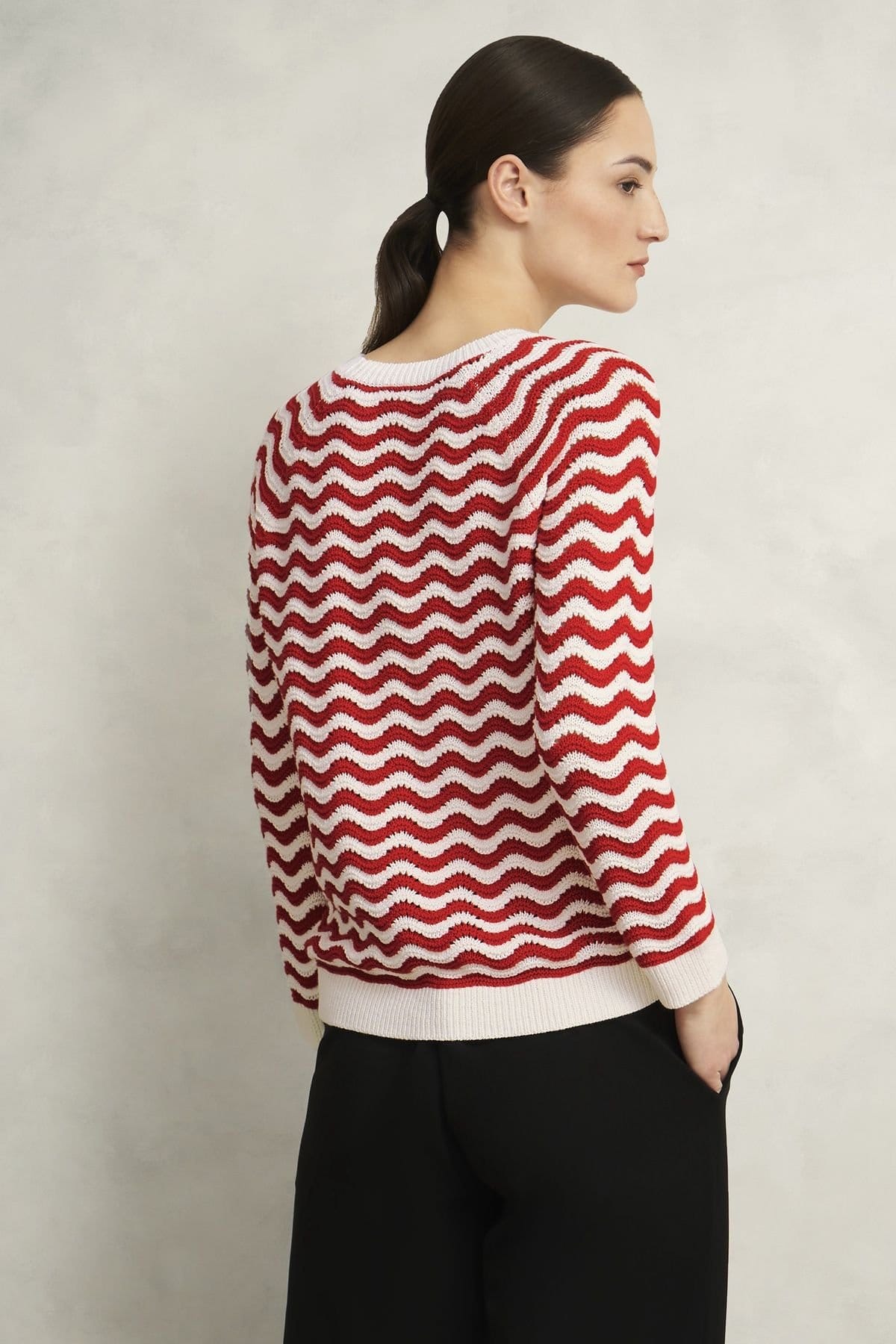 Hobbs London Hobbs London Women's Lulu Wavy Knit Jumper in Crimson - 4