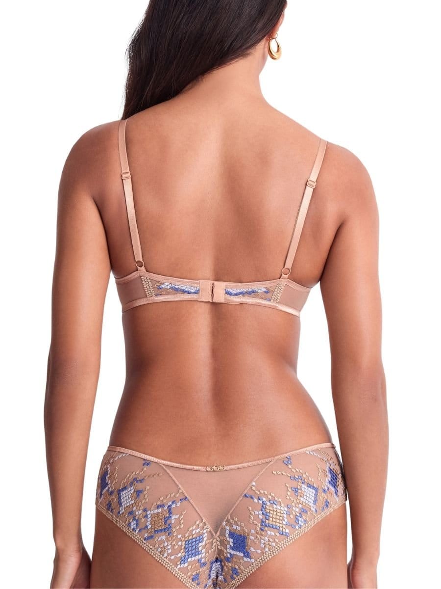 Aubade Aubade Women's Poetic Delights Triangle Plunge Bra in Beige - 4
