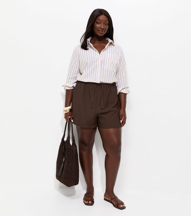 New Look Women's Plus Size Dark Brown Woven Drawstring Waist Shorts Curves New Look - 3