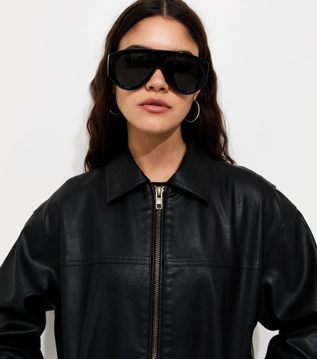 New Look Women's Black Washed Effect Faux Leather Oversized Jacket New Look - 2