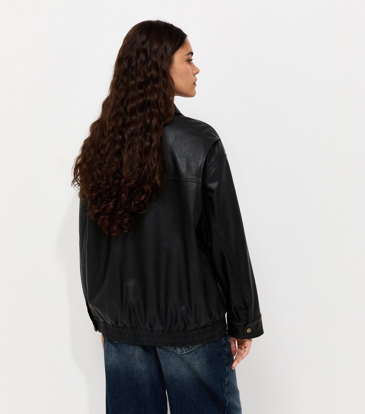 New Look Women's Black Washed Effect Faux Leather Oversized Jacket New Look - 4
