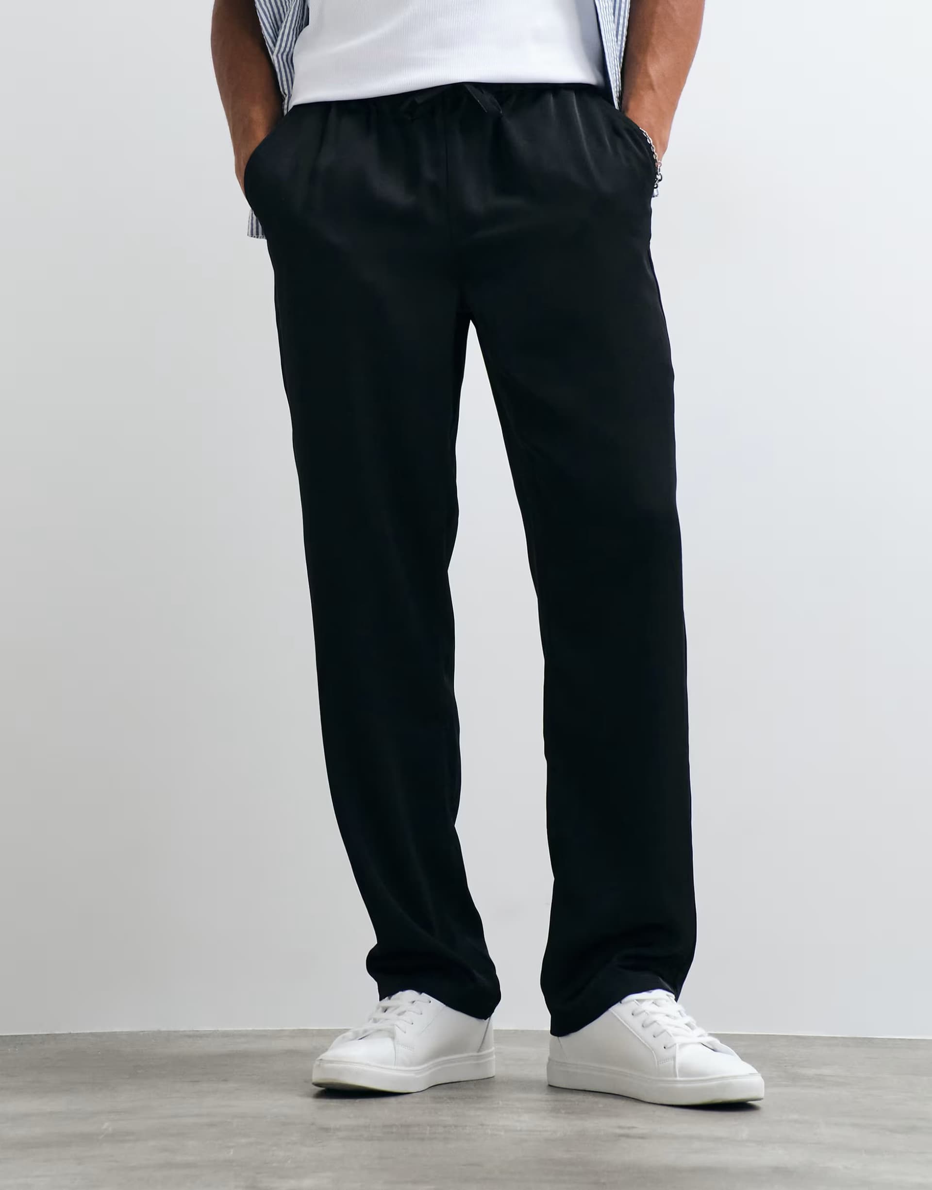 ASOS ASOS DESIGN straight trouser in black satin with drawcord