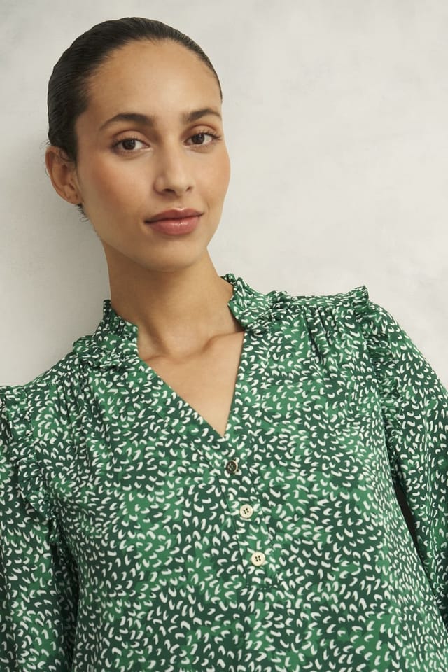 Hobbs London Hobbs London Women's Laurel Long Sleeve V-Neck Mini Dress in Emerald - 3