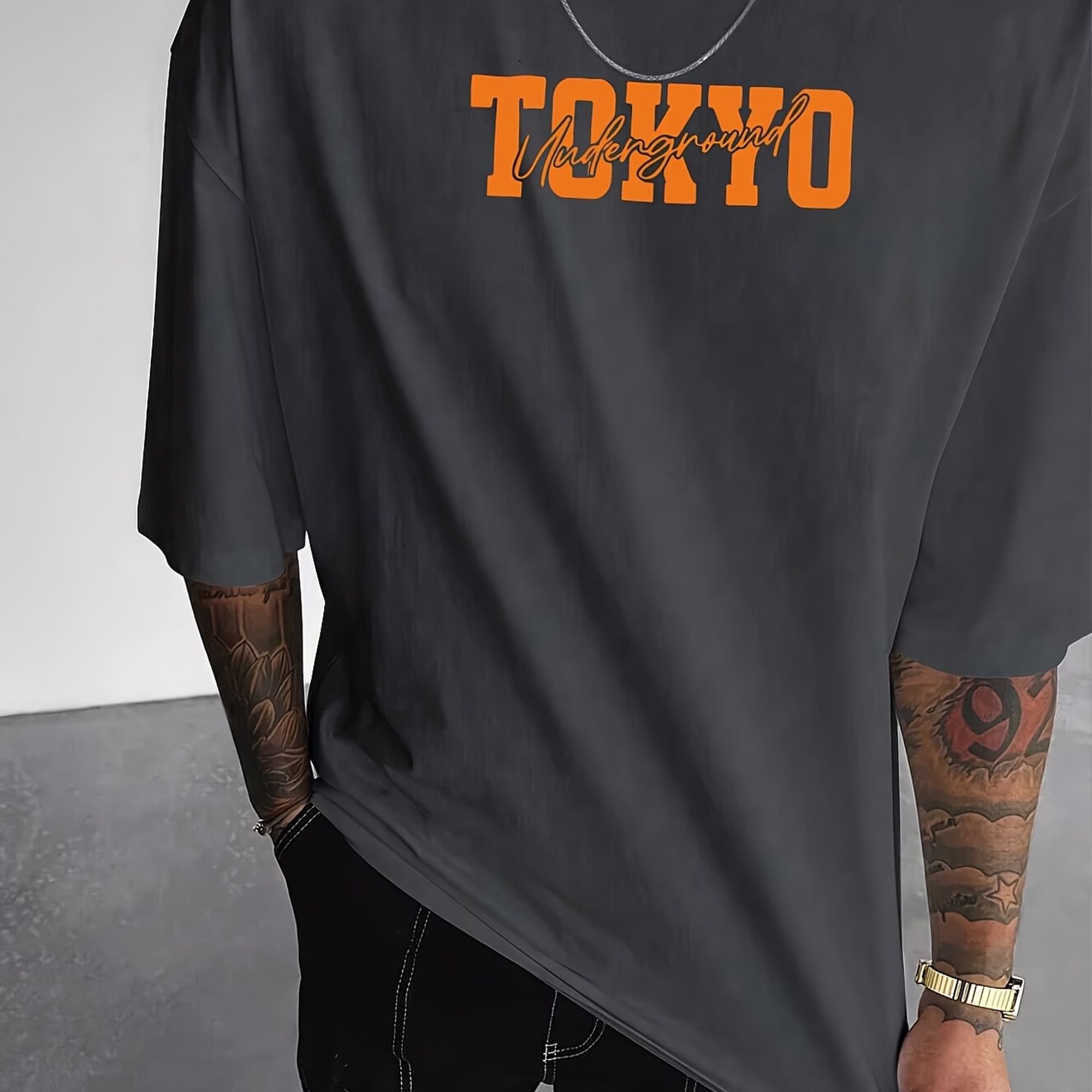 Dragodirect Dragodirect Men's Men's Retro Printed Short Sleeve T-Shirt in Dark Grey - 2