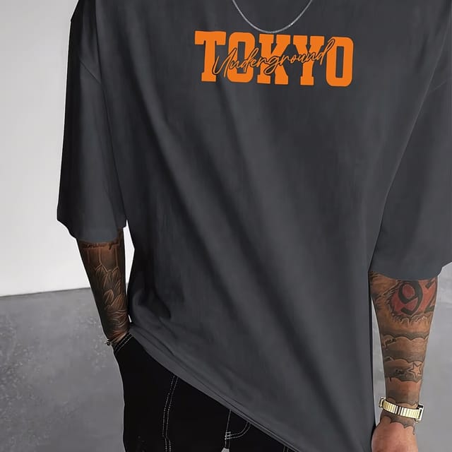 Dragodirect Dragodirect Men's Men's Retro Printed Short Sleeve T-Shirt in Dark Grey - 2