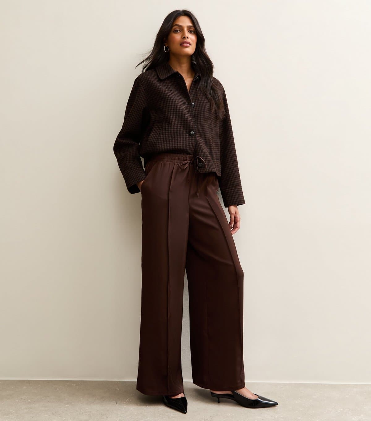 New Look Women's Brown Satin Drawstring Waist Wide Leg Trousers New Look
