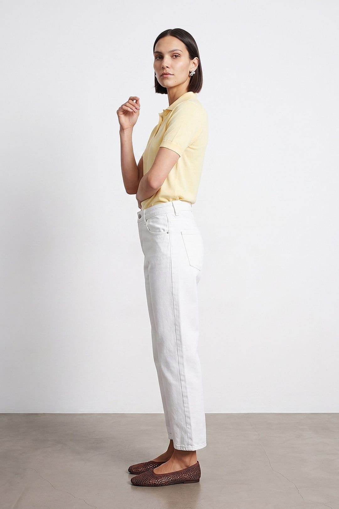 Dilvin Dilvin Women's High-waist Wide-leg Mom Jeans in White - 4