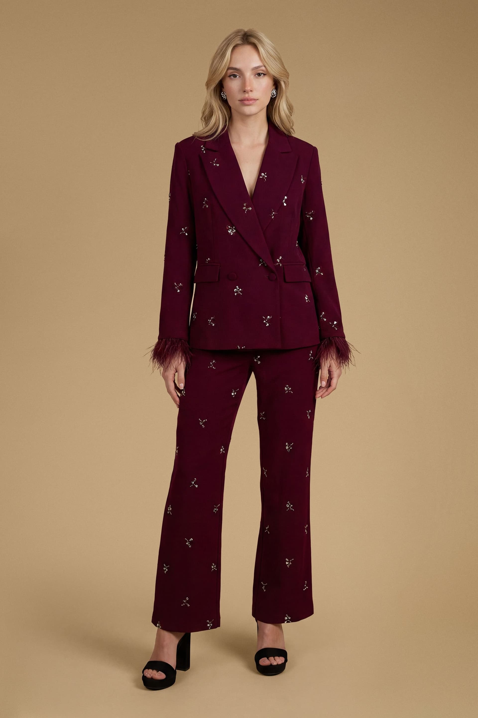 Oasis Oasis Women's Petite Feather Cuff Jewelled Blazer in Merlot