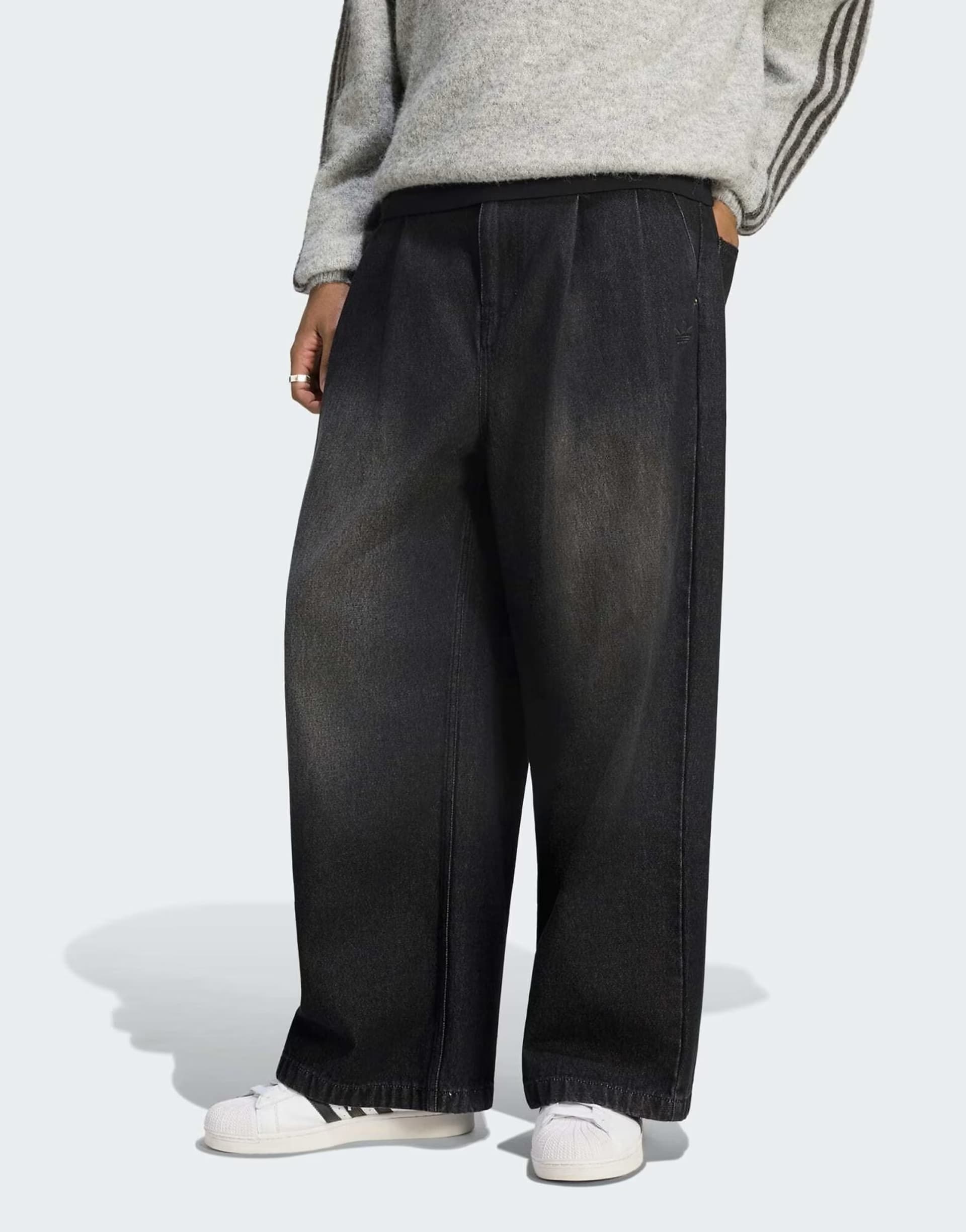 ASOS adidas Originals Jeans mid-rise wide leg in true black denim