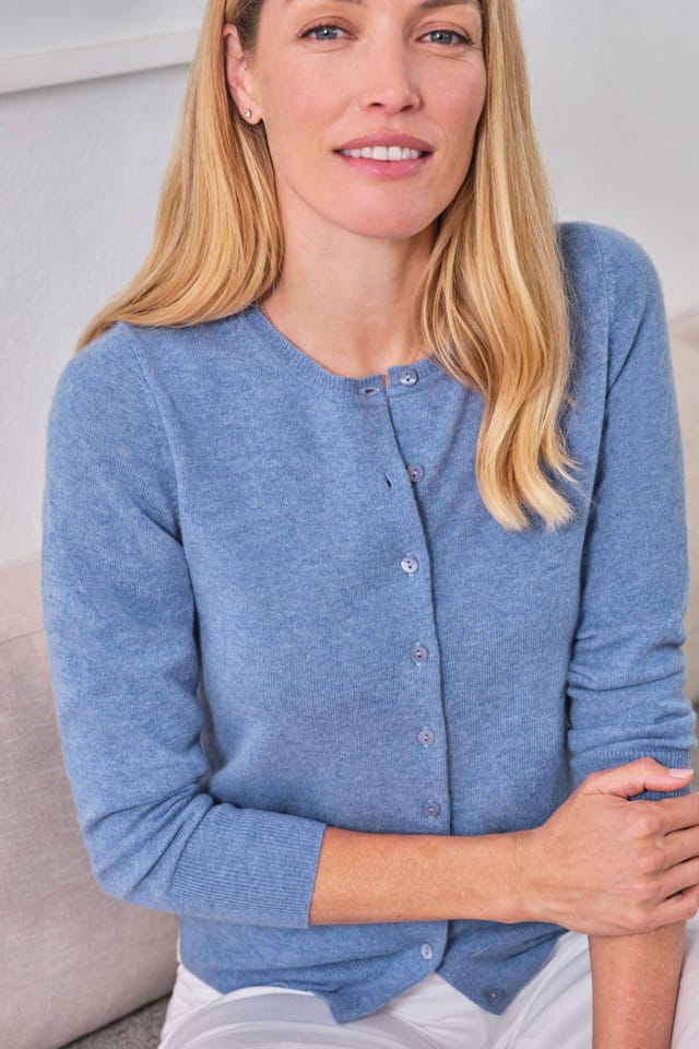 Pure Collection Pure Collection Women's Cashmere Crew Neck Cardigan in Blue - 2