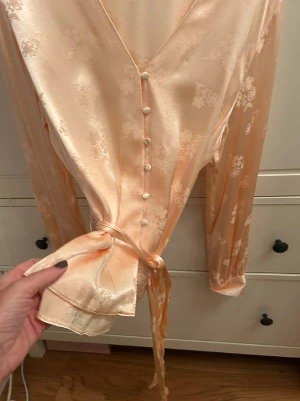 Topshop Topshop satin blouse 10 nwot
