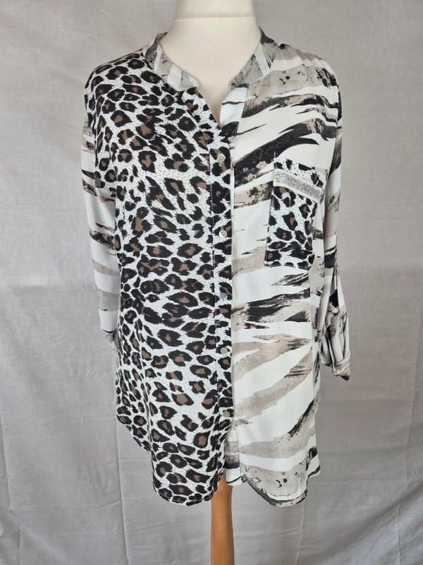 Made In Italy (651) animal print shirt beach cover made in italy