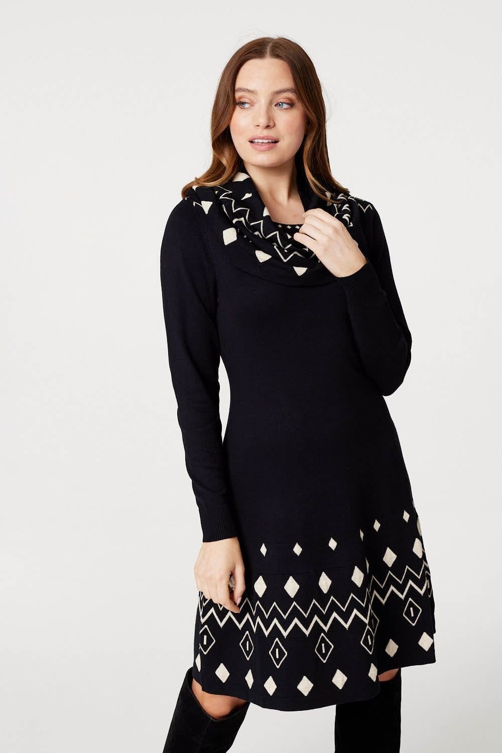 Izabel London Izabel London Women's Printed Knit Skater Dress in Black - 4