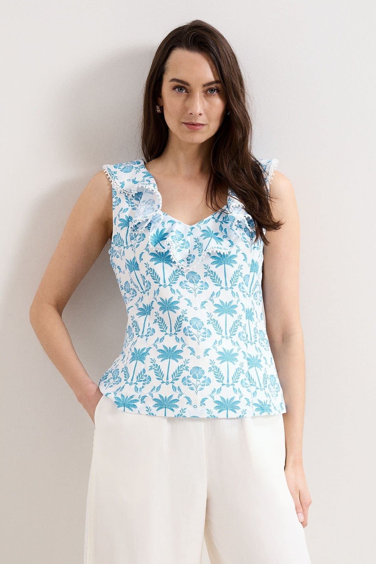 Phase Eight Phase Eight Women's Rhona Linen Blouse in Baby Blue