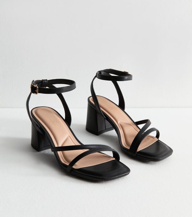 New Look Women's Wide Fit Black Faux Leather Block Heel Sandals New Look - 2