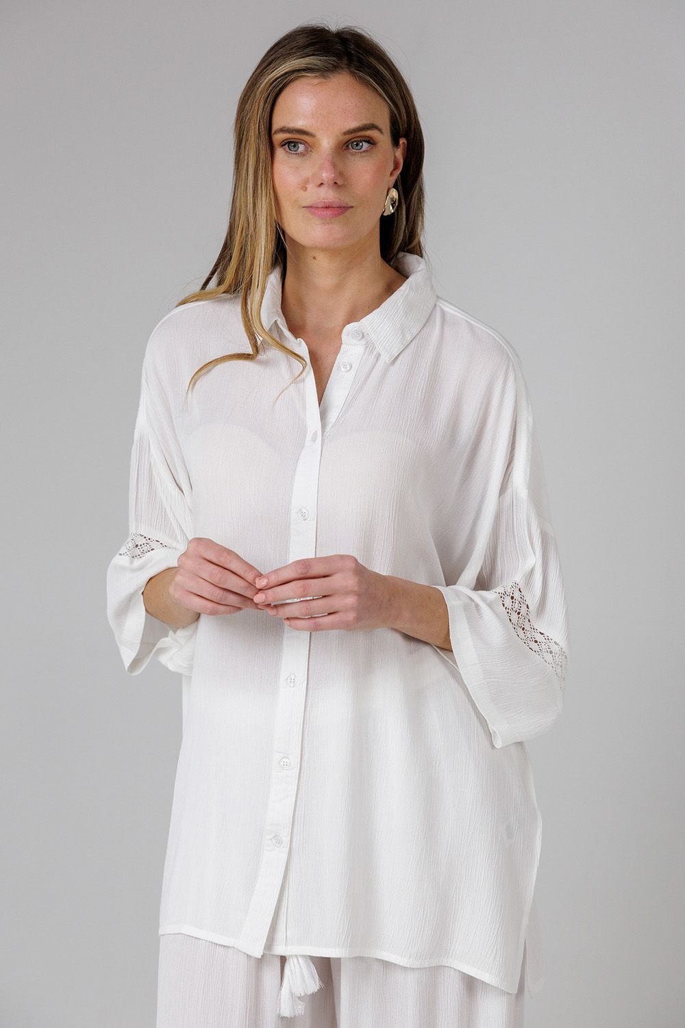 French Connection French Connection Women's Crinkle Trim Oversized Short Sleeve Button Up Shirt in White - 1