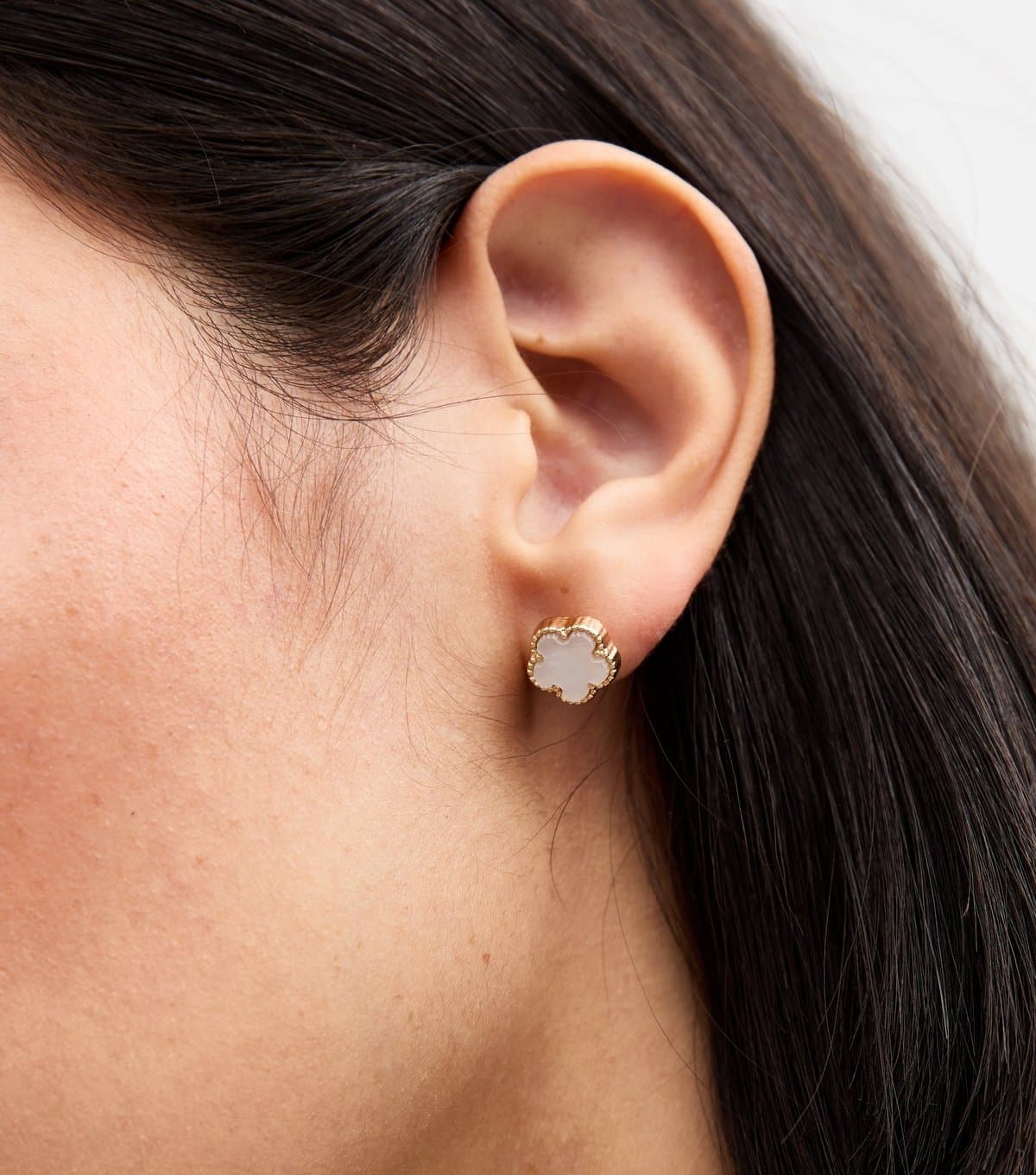 New Look Gold Tone Cream Flower Stud Earrings New Look