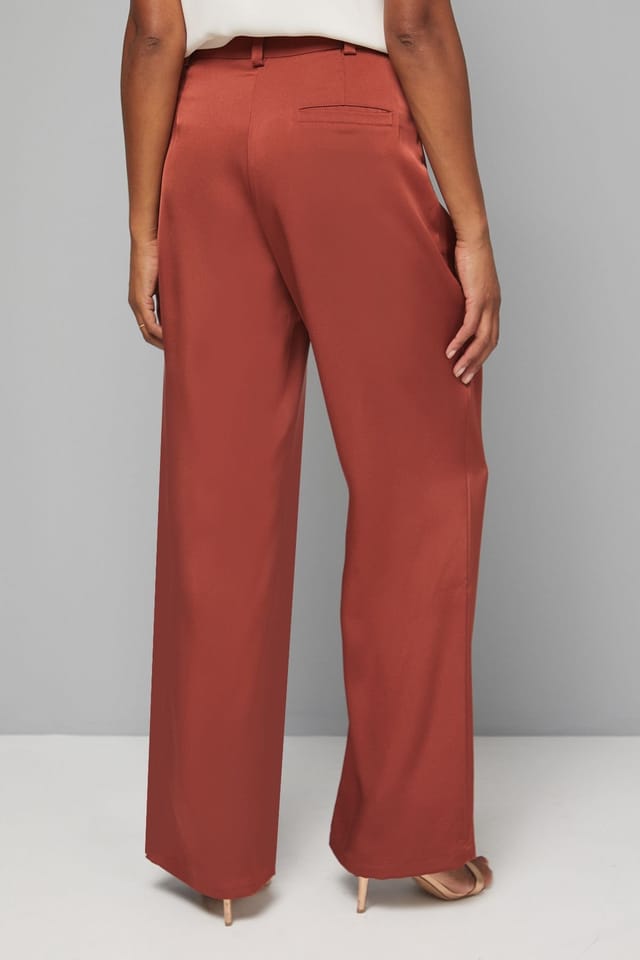 Wallis Wallis Women's Relaxed Soft Flare Trouser in Rust - 3